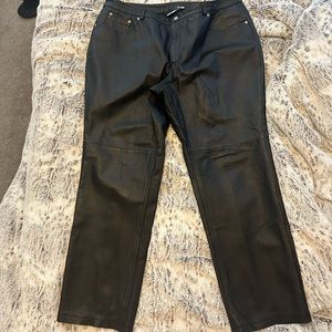 Black leather size 20w Newport News jeanology